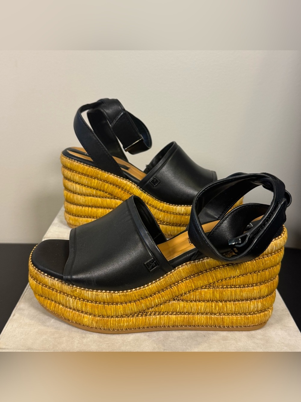 Franco Sarto Black Leather Ankle-Strap Wedge Sandals w/ Raffia Platform size 7